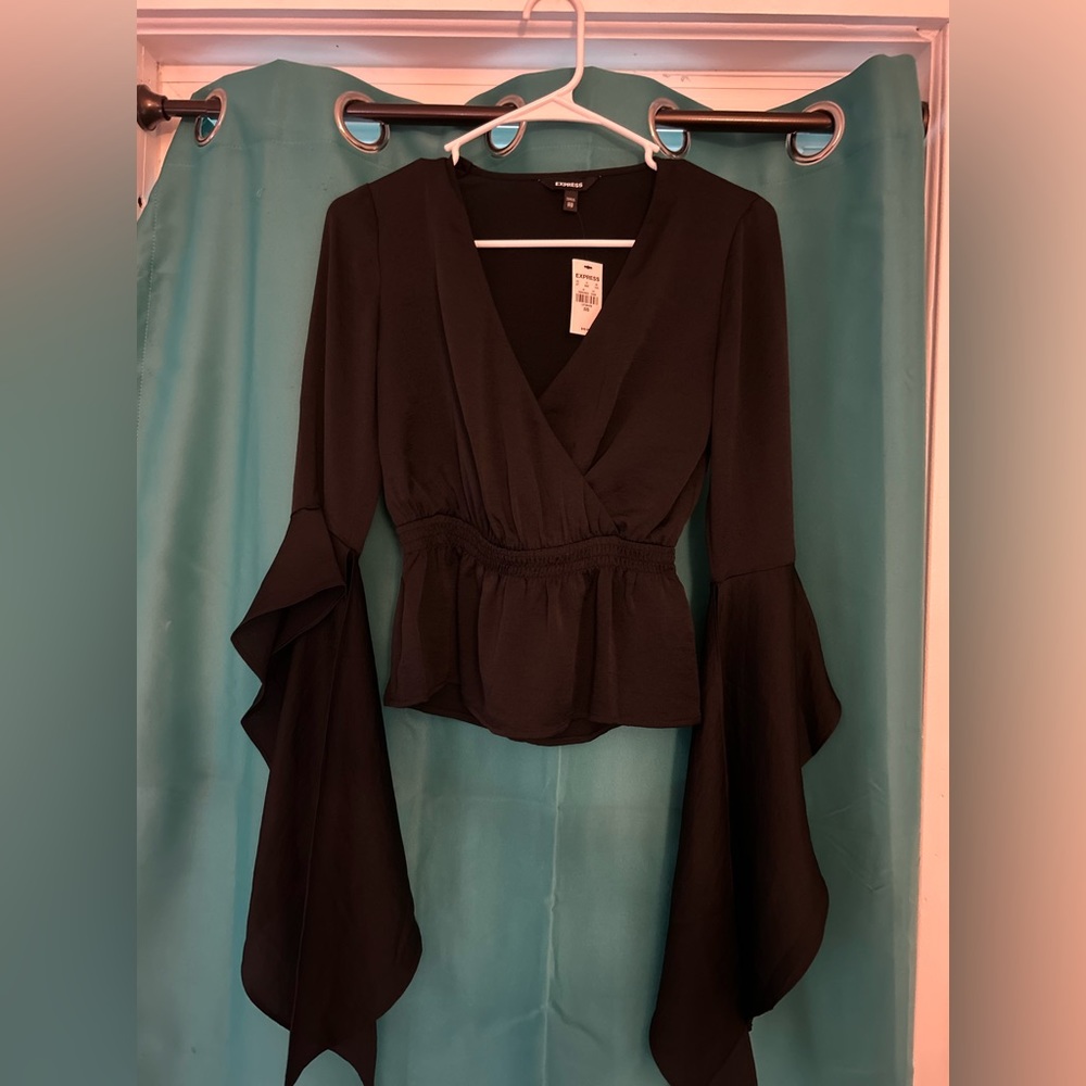 Long Sleeve Crop Top